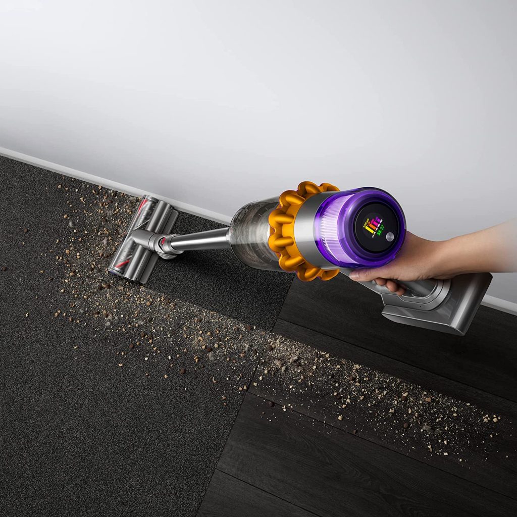 LG CordZero vs Dyson V15
